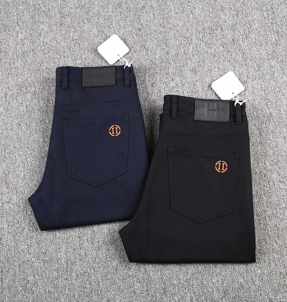 

2022 autumn and winter new style designer pants fashion printing comfortable material pencil trousers luxury brand mens pants, Black