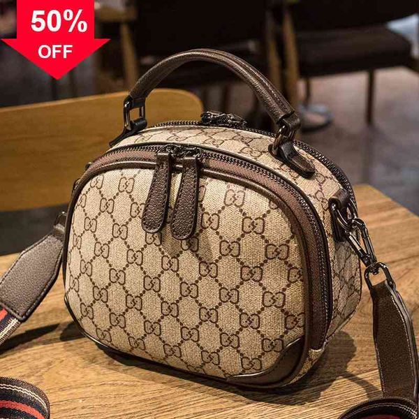 

designer clutch bag evening clutches 2022 new factory wholale hani kezi one shoulder msenger cake women's printed small round trick