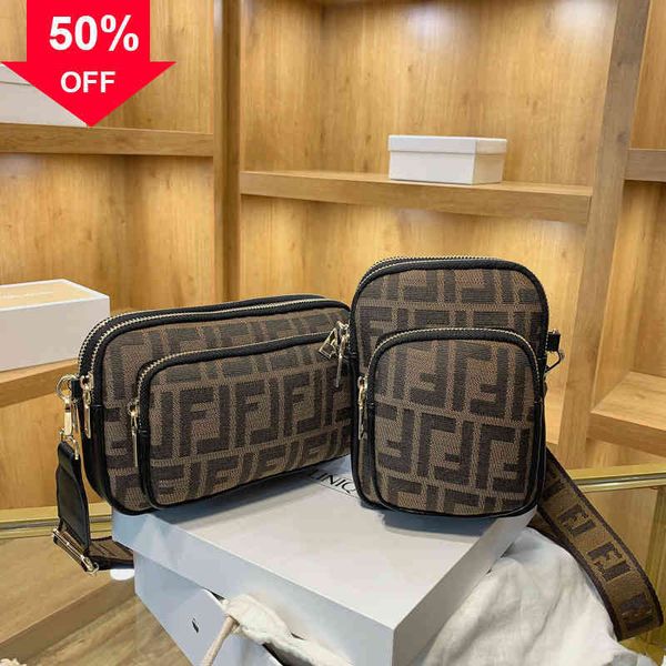 

designer clutch bag evening clutches 2022 new factory wholale red women's trendy letter printing msenger style canvas square broadband