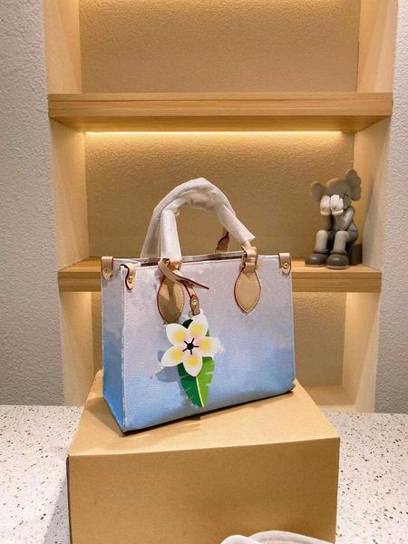 

onthego mm gm bag luxurys designers bags handbags m57641 m57639 ladies chain shoulder patent leather diamond luxurys evening