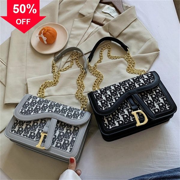 

designer clutch bag evening clutches female new fashion korean version one shoulder diagonal cross net red texture foreign style versatile c