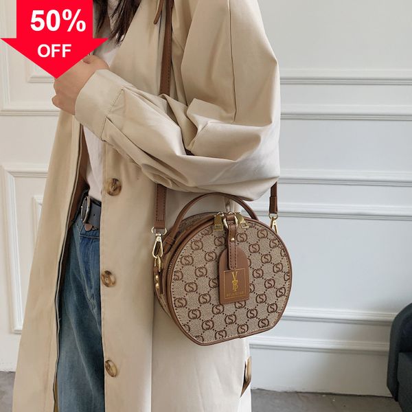 

designer clutch bag evening clutches women's and winter new single shoulder msenger fashion versatile mini round small purse sale