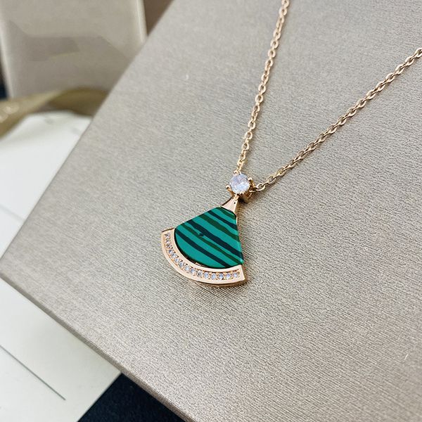 

designer necklace luxury jewelry necklaces small skirt diamond titanium chain explosion fan-shaped fashion joker necklace female accessories, Silver