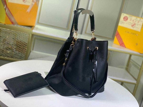 

2021 luxury famous bags designer women fashion handbags shoulder cross body clutch bag bucket plain leather string interior zipper pocket fo