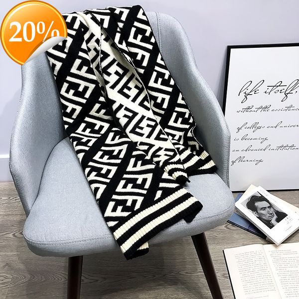

new design scarf female winter f korean version east gate fashion versatile couple thickened knitted, Blue;gray
