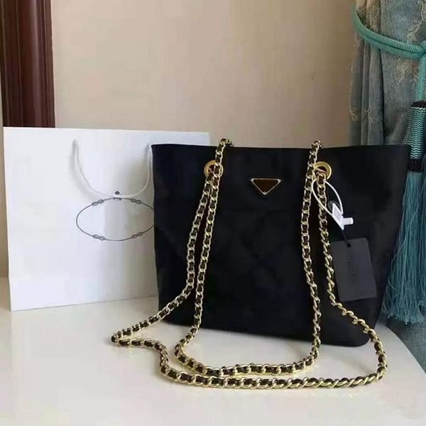 

prad bag tote designer bags the totes designers women shoulder crossbody leather luxury handbags large capacity backpack classic luxurys 01b