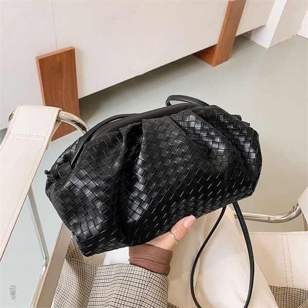 

evening bags weave pu leather women bags solid color shoulder crossbody bag female handbags and purses fashion wild white clutches 220919