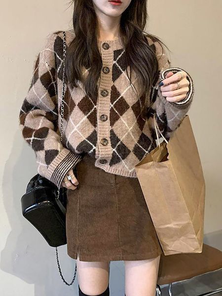 

women s knits tee vintage plaid print sweaters female korean button cardigan autumn winter long sleeve knitted oversize 220919, White