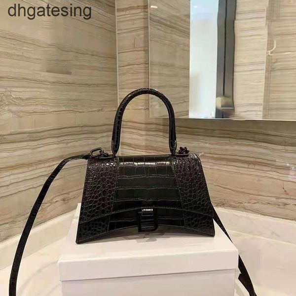

one bag hourglass summer fashion high foreign handbags calfskin shoulder portable balencaigass sense 2022 bags sh1t