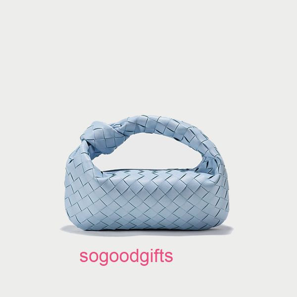 

luxurys jodies designers bag crossbody bottegas bags venetas with the logo woven dumpling bag soft leather