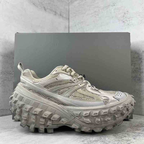 

sports shoes balencigas sneakers tank b-style men 's paris tire defender fashion vintage thick soled trend and women 's same style