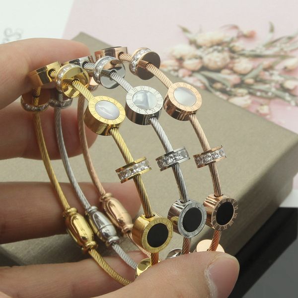 

luxury jewelry designer ladies bracelet digital round brand black and white shell between drill bracelet fashionable and versatile bracelet, Golden;silver