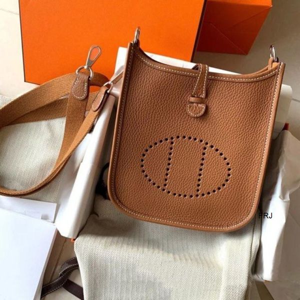 

designer herme bags evelyn bag brand 2022 new hollow bucket head layer cow leather lychee grain womens one shoulder cross body have logo rrz