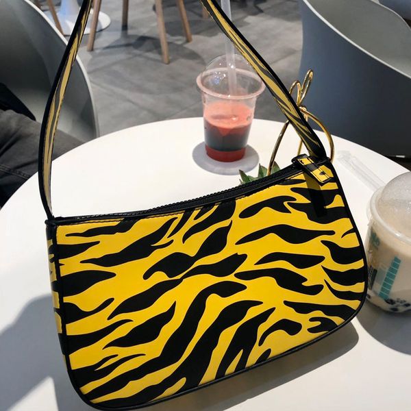 

evening bags mediow handbags for women luxury designer the small underarm shoulder bag leopard print pu material zipper closure 220919