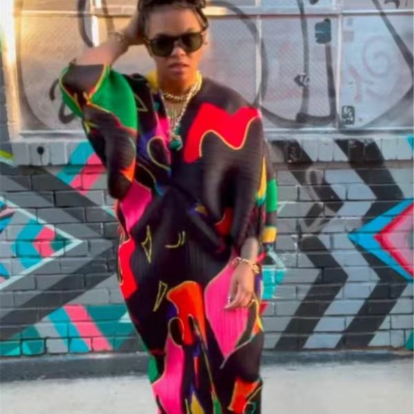 

casual dresses miyake womens printed pleated bat sleeve fiesta temperament loose long dress 220919, Black;gray