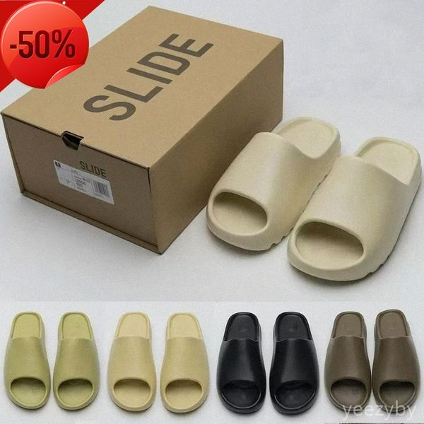 

2022foam runner designer slides slippers shoes eva rubber desert sand brown flat beach west men women bone pattern graffiti onyx pure, Black