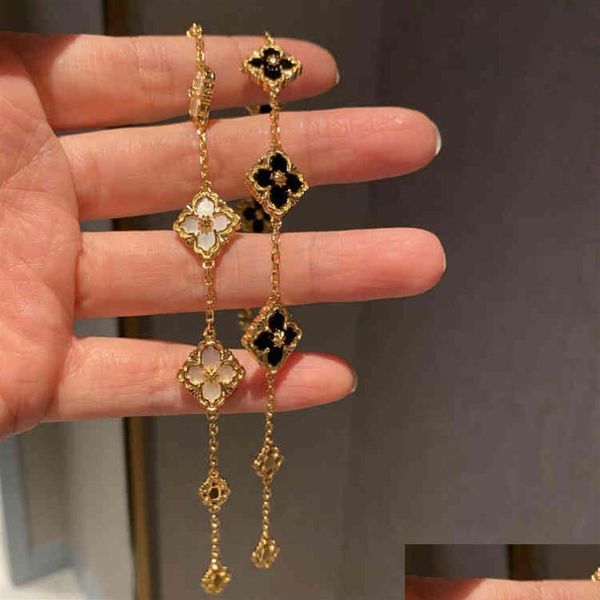 

charm bracelets 2021 vintage solid color lucky four leaf clover charm for women stainless steel bracelets jewelry bra crystalhome2020 dhhcm, Golden;silver