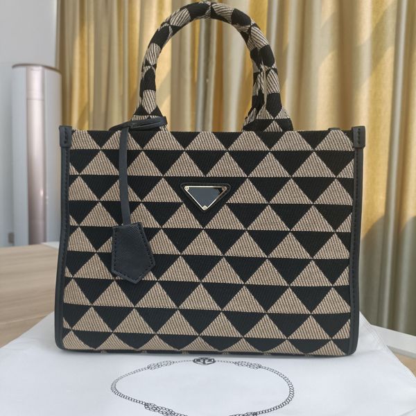 

prad bag tote designer bags the totes designers women shoulder crossbody leather luxury handbags large capacity backpack classic luxurys i0t