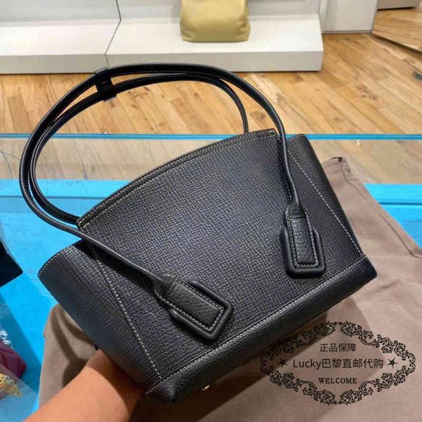 

bags womens bottegass designer venetaes new arco small woven tote shopping single shoulder handbag 2022 ladys fashion luxury high sence 9f55