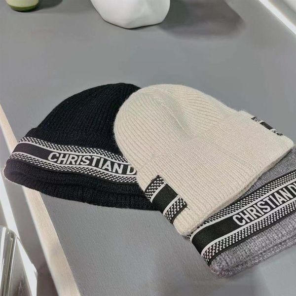 

fashion designer knitted beanies with letter winter thick skull caps warm hats for man and women229l, Blue;gray