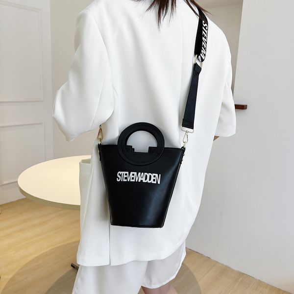 

bucket bags casual fashion ring handbag texture simple shoulder messenger bag