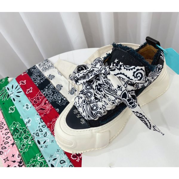 

designer shoe 2022 dress shoes wu jianhao same canvas shoes men's and women's fashion korean vulcanized thick soled high net red c, Black