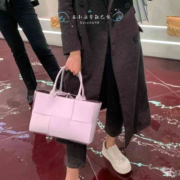 

designer bags 2022 green cassette woven waist bag woven square tofu botegaass totes luxury chain vintage cassette pillow square dumpling mf4