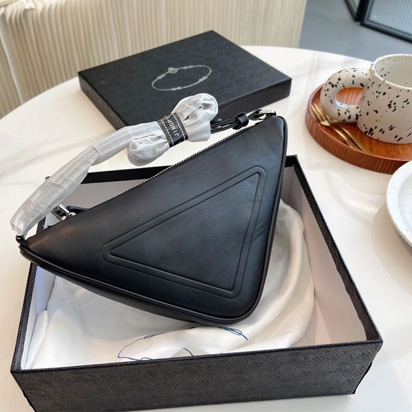 

2022 fashion luxurys designers wallet leather women messenger crossbody handbag totes shoulder bag, Red;black