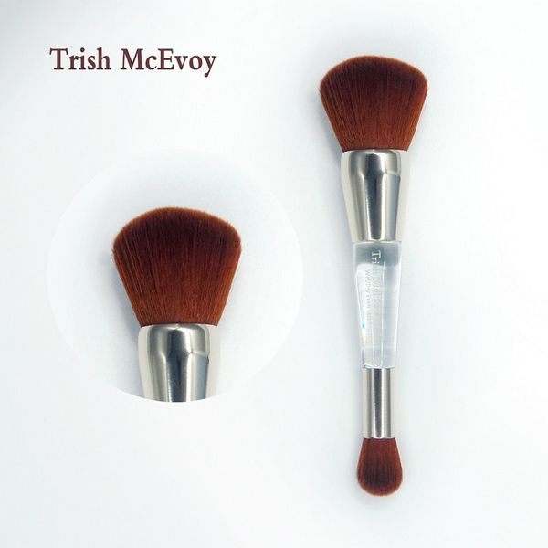 

trish mcevoy double-headed makeup brush foundation concealer powder setting shadow nose shadow contouring