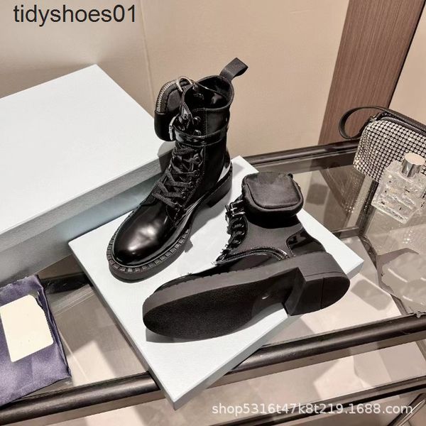 

autumn and winter 2022 new thick soled locomotive martin boots pocket bag british gear bottom belt buckle short boots, Black