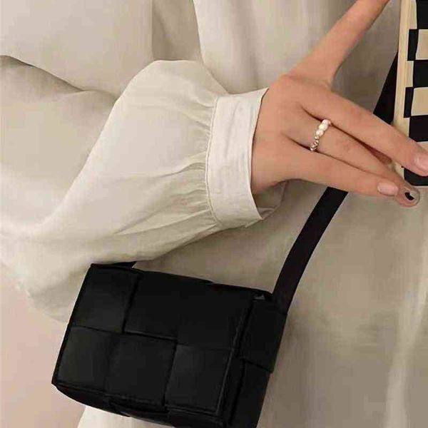 

2022 luxury women bottegass handbags venetas women's green lattice small square pillow leather chest woven mini shoulder wmu3