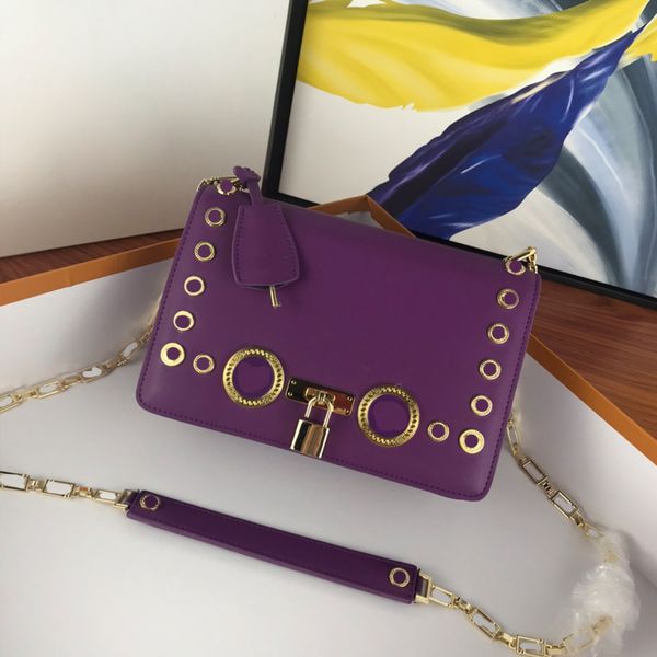 

chain crossbody bags women classic shoulder bag genuine leather hand purse fashion letters magnetic buckle interior zipper pocket head portr