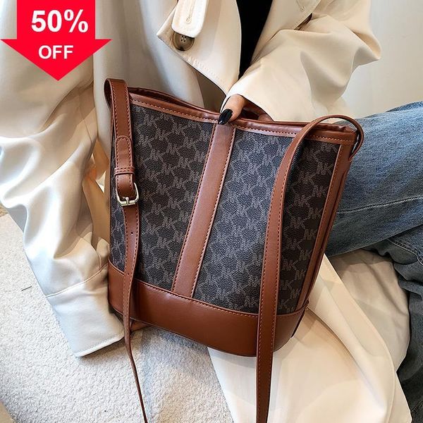 

designer evening bag new shoulder mini hand year's popular niche dign 2022 female wild msenger advanced water bucket