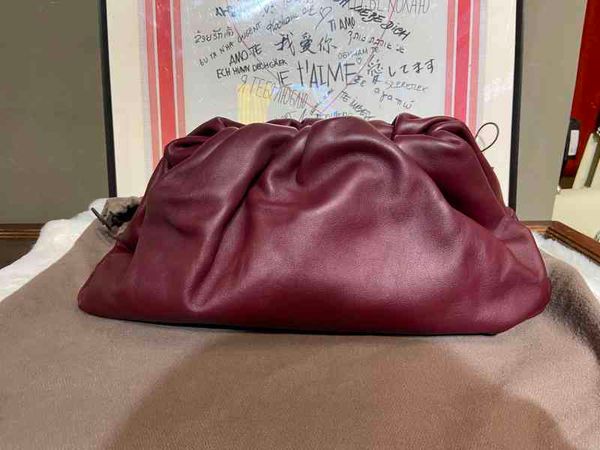 

designer bags 2022 green cassette woven waist bag woven square tofu botegaass totes luxury chain vintage cassette pillow square dumpling 0sd