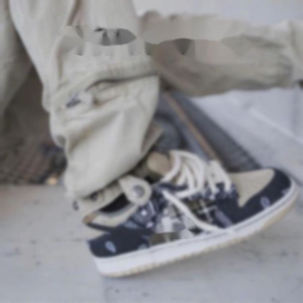 

basketball shoes travis sb dunklow ts co branded cashew flower low ct5053-001