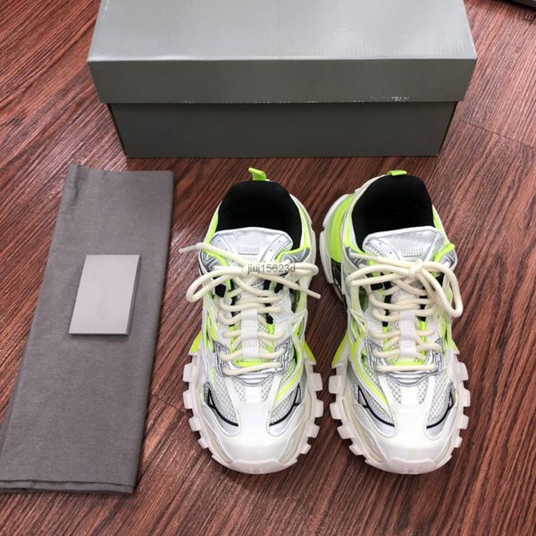 

2022 fashion new brand running shoes triple s track.2 open sneaker basketball sneakers designer sports trainers for men women low heels foam, Black