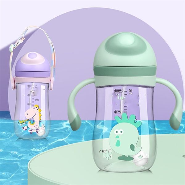

cartoon baby straw bottle with handles feeding bottles training feeding bottle cute water bottles for girls kids 220920