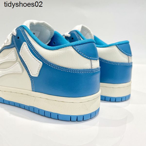 

wang bone shoes yibo yang mi's same amirs black-and-white gray tide brand high and low men's and women's leisure sports board