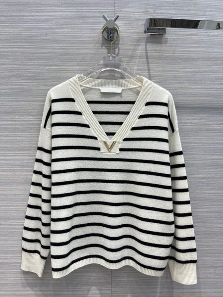 

2022 new autumn winter pullover women's sweater contrast stripes patchwork v-neck long sleeve loose knitted jumper, White;black