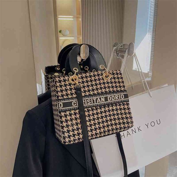 

shoulder bags women's bags can be customized mixed batches temperament black and white lattice leisure factory direct sales 75% off