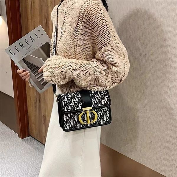 

55% off outlet evening bags online sale trendy family's mengtian laohua saddle 30 canvas postman single slant cross axillary leather wo