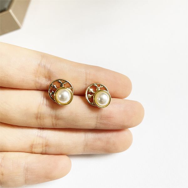 

classic round studs women basic earrings gold silver & pink studs, Golden;silver