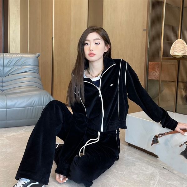

2023 new clothing winter high version early pants corduroy sports fashion suit and autumn coat women's two-piece set, Gray