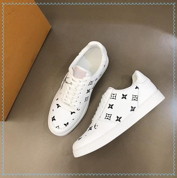 

2022 new sneakers shoes mens designer luxury classic presbyopic printed canvas surface patched and white cowhide headp with box size38- tru, Black