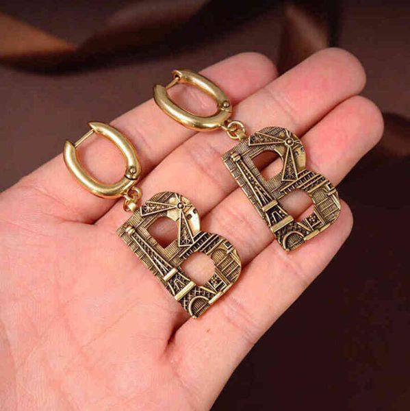 

charm modeling dual-purpose earrings personality exaggerated earrings, Golden