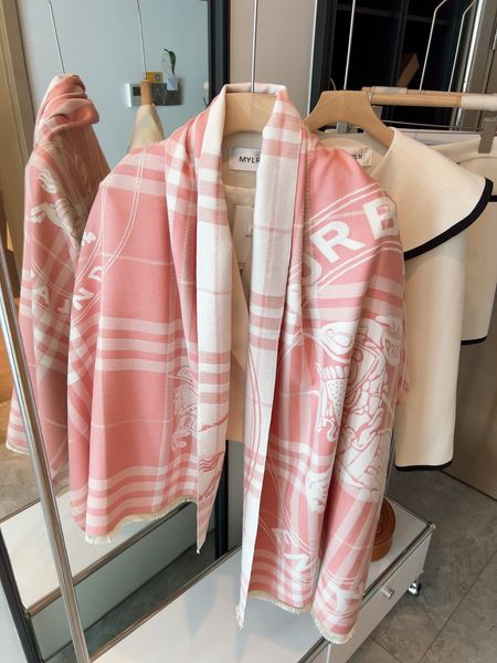 

2022 european and american fashion wool high-end long fall and winter cashmere scarf warm women's cape, Blue;gray