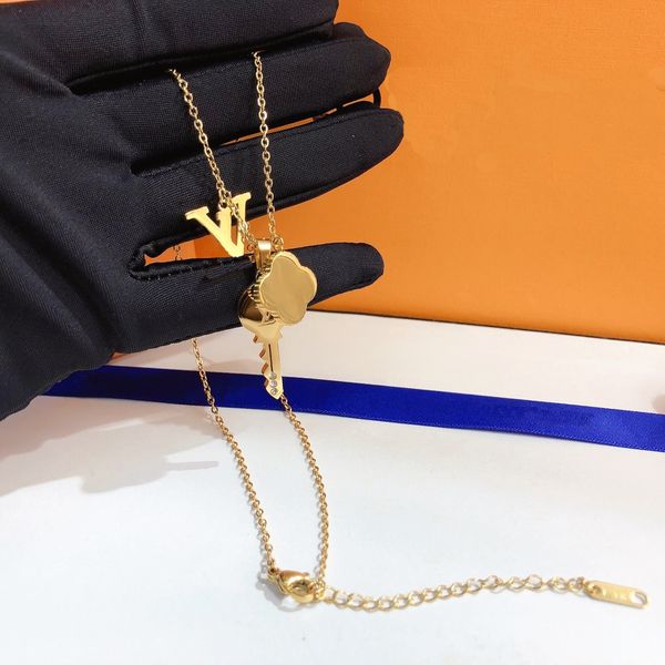 

designer branded 18k gold plated stainless steel necklace fashion women necklaces choker pendant chain crystal statement wedding jewelry key, Silver