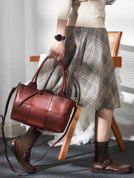

designer luxury women bag bottegas handbag fashion inclined shoulder womens bags versatile purses totes large capacity saddle venetas wallet