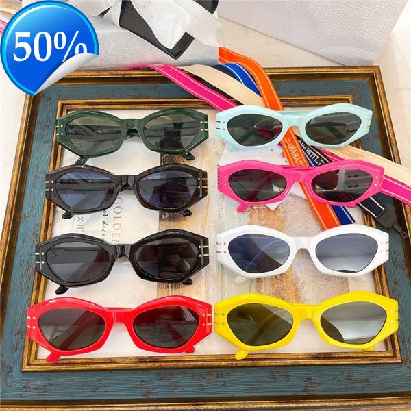 

men's sunglasses designer women's d family new fashion sunglass jingtian same small frame cat eye letter leg sunglass signature b1, White;black