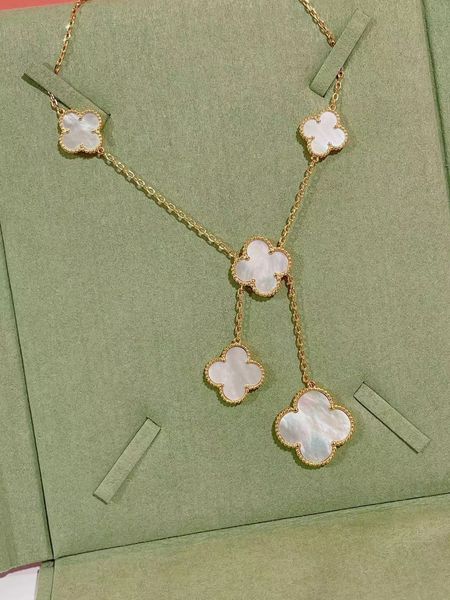 

luxury sweet clover pendant necklace 6 leaf flower classic designer necklaces shell fritillaria for woman party wedding jewelry, Silver